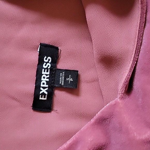 Express Small tank top - Picture 2 of 4